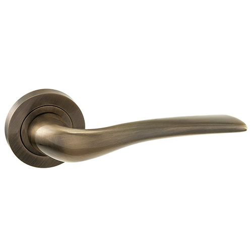 Manivelas con roseta - Juego Manivelas con Roseta EQR208 Cuero