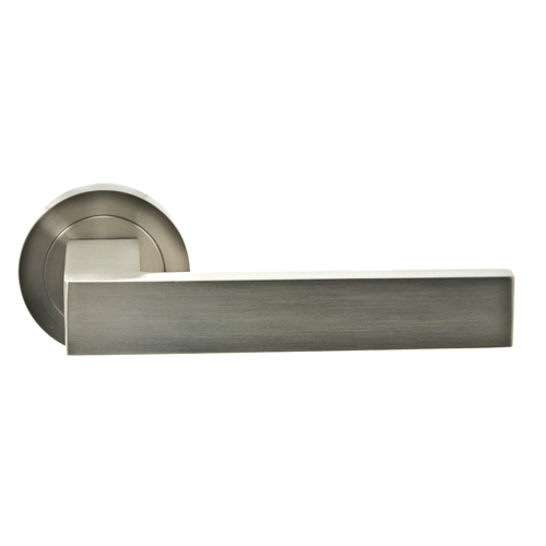 Manivelas con roseta - Juego Manivelas con Roseta Cúbica Aluminio Níquel Satinado