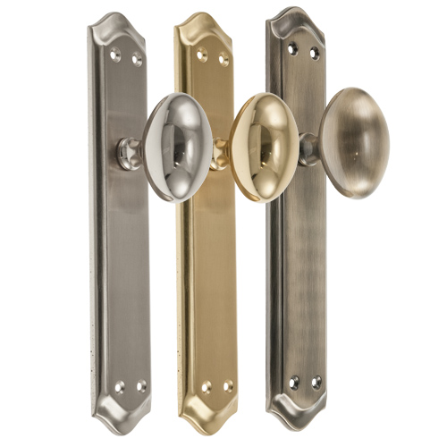 Manivelas con placa - Pomo Oval Móvil con Placa